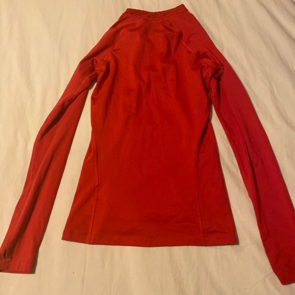 Hot pink Nike Thermal-Fit Shirt - Picture 4 of 4